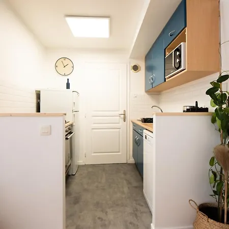 Amazing And Quiet Duplex In The Center ! Apartment *