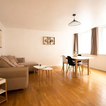 Lägenhet Amazing And Quiet Duplex In The Center !